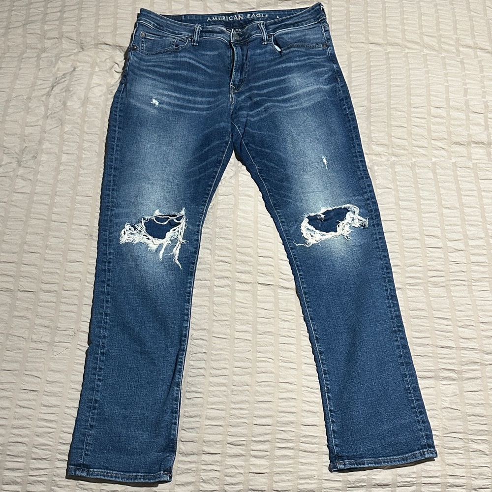 American Eagle Outfitters Men's Ripped Blue Jeans